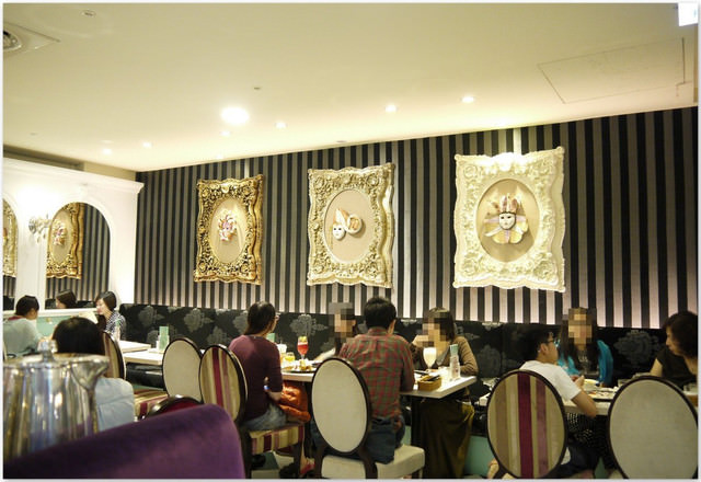 2013。03。31《食》台中。甜滋滋金磚土司『跳舞香水(中友店)』 - 第15張圖 2013。03。31《食》台中。甜滋滋金磚土司『跳舞香水(中友店)』