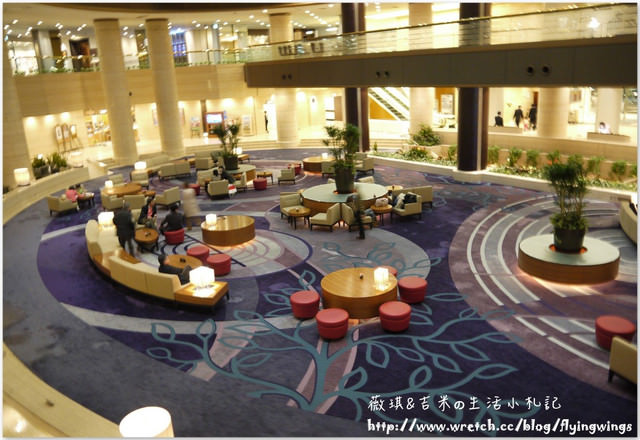 ღ京阪神之挺著大肚飛出去ღDay 1~入住KOBE PORTOPIA HOTEL & 逛超商