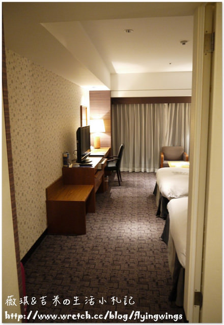ღ京阪神之挺著大肚飛出去ღDay 1~入住KOBE PORTOPIA HOTEL & 逛超商