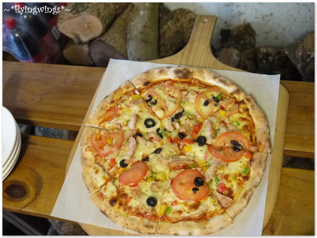 2012。03。18《食》彰化。窯烤PIZZA正夯『蜜魯窯烤披薩 』