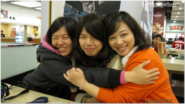 2012。03。24公主聚暨慶祝14周年。SHINHWA生日快樂!!    我們聚會快樂!!!