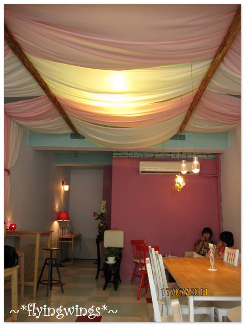 2011。07。17《食》台中。夢遊仙境『兔子洞甜點工作室』