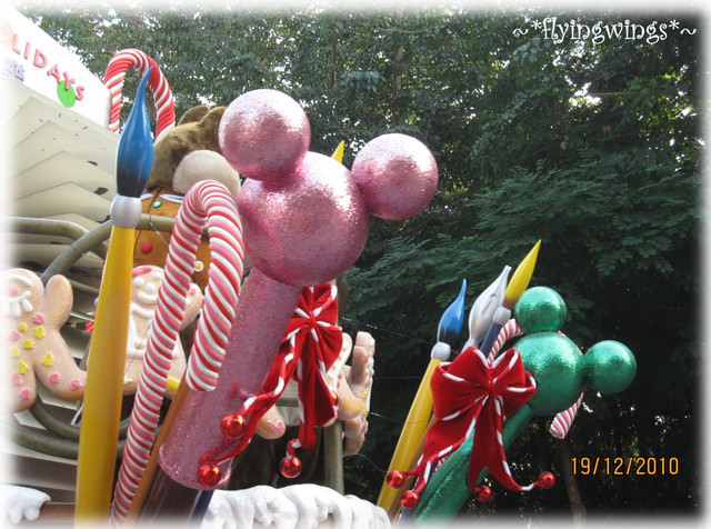2010香港趴趴造~Day 2~夢幻樂園Disney~雪映舞動巡遊 - 第17張圖 2010香港趴趴造~Day 2~夢幻樂園Disney~雪映舞動巡遊