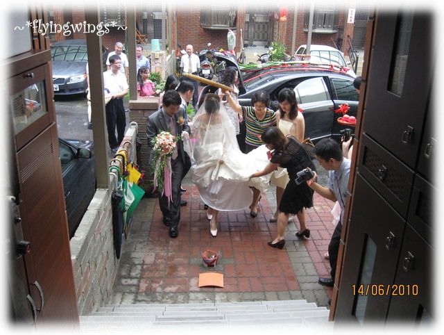 2010。06。14表哥大囍。迎娶天