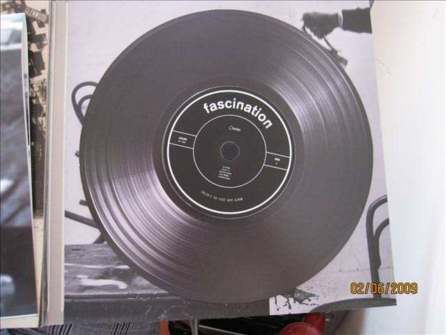 JUNJIN'S FIRST MINI ALBUM-FASCINATION