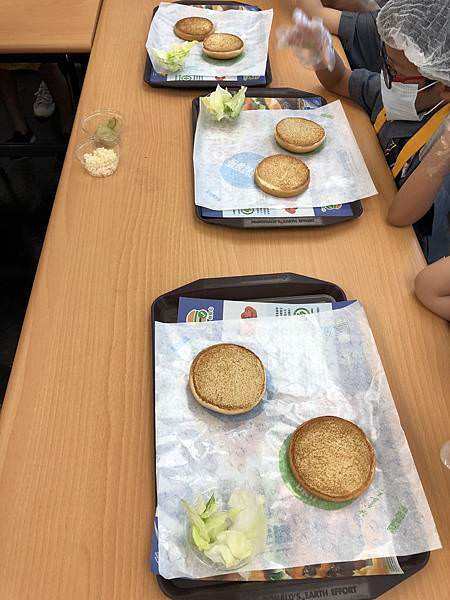 IMG_0838.JPG IMG_0838.JPG