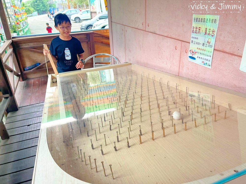 南投溪頭┃杉溪鹿莊園親子民宿。距離溪頭森林遊樂區15分鐘,每間都是獨立小木屋,主題式木屋深受小朋友喜歡,現在入住還送您月兔市集DIY! - 第14張圖 南投溪頭┃杉溪鹿莊園親子民宿。距離溪頭森林遊樂區15分鐘,每間都是獨立小木屋,主題式木屋深受小朋友喜歡,現在入住還送您月兔市集DIY!