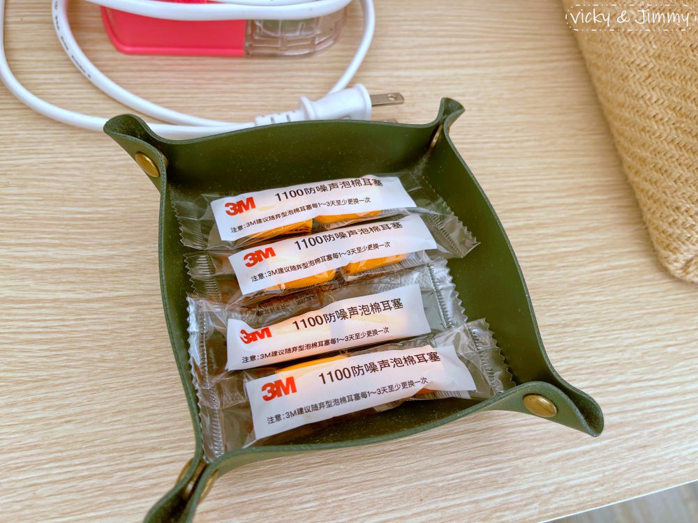 台中豪華露營┃蟬說：夕陽漫漫。豪華露營，一卡皮箱就可以GO!! 鄰近高美濕地，餐餐都有海鮮可以吃，早晚餐都無可挑剔!