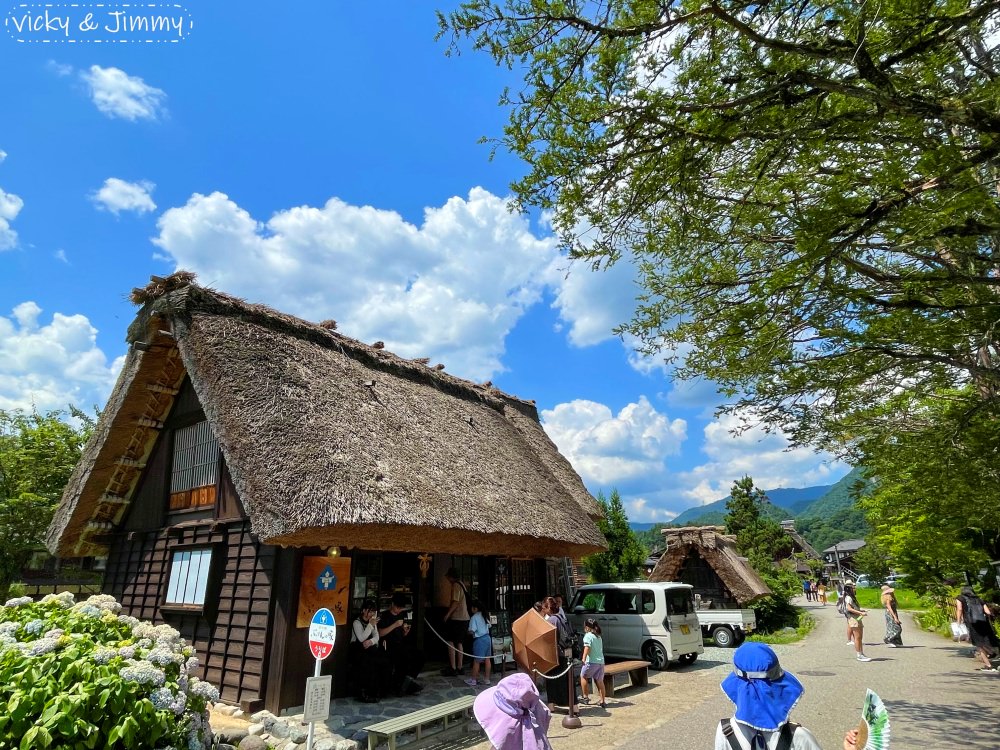 2023名古屋之旅。合掌村。夏天的合掌村超美的，來這悠閒逛逛也不輸大雪景喔!
