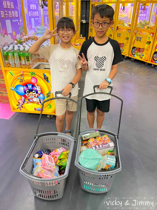 {已歇業}彰化親子┃蠔野狼親子遊樂園。吃的玩的用的都能夾，加入會員還有免費券天天拿!每個人都可以滿載而歸!!