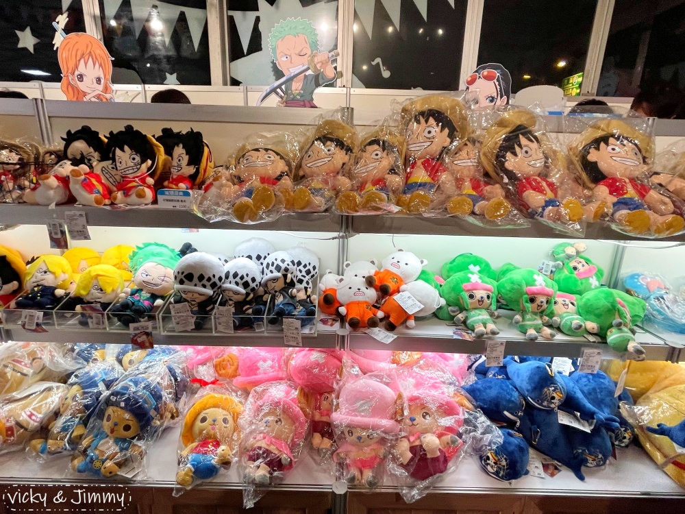 台南安平┃海潮慶典。航海王ONE PIECE 獨家授權於安平休憩碼頭來場慶典，快閃店有許多限定產品，航海王迷還不快追起來!!