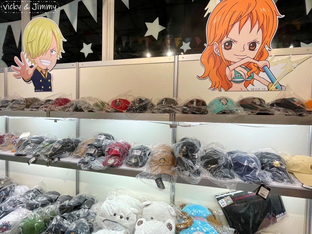 台南安平┃海潮慶典。航海王ONE PIECE 獨家授權於安平休憩碼頭來場慶典，快閃店有許多限定產品，航海王迷還不快追起來!!