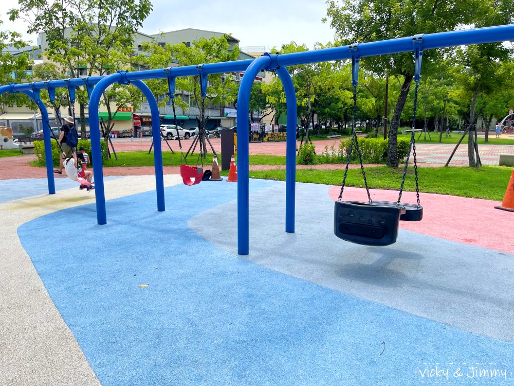 嘉義民雄┃打貓親子廣場。民雄早安公園全新貓主題,360度貓山丘,還有貓咪星球遊戲場等你來玩!! - 第4張圖 嘉義民雄┃打貓親子廣場。民雄早安公園全新貓主題,360度貓山丘,還有貓咪星球遊戲場等你來玩!!
