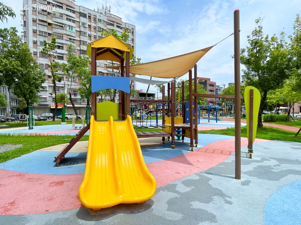 嘉義民雄┃打貓親子廣場。民雄早安公園全新貓主題,360度貓山丘,還有貓咪星球遊戲場等你來玩!! - 第20張圖 嘉義民雄┃打貓親子廣場。民雄早安公園全新貓主題,360度貓山丘,還有貓咪星球遊戲場等你來玩!!