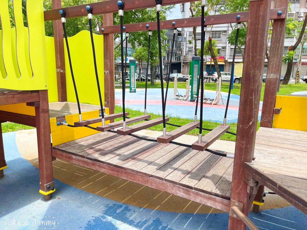 嘉義民雄┃打貓親子廣場。民雄早安公園全新貓主題,360度貓山丘,還有貓咪星球遊戲場等你來玩!! - 第22張圖 嘉義民雄┃打貓親子廣場。民雄早安公園全新貓主題,360度貓山丘,還有貓咪星球遊戲場等你來玩!!