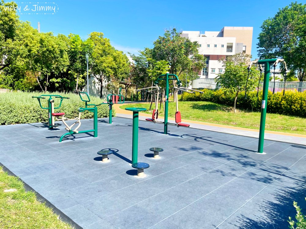 彰化員林┃兔馬鹿公園。員林最新親子公園，有刺激的冒險高塔，也有小小消防車，小小孩會很喜歡!