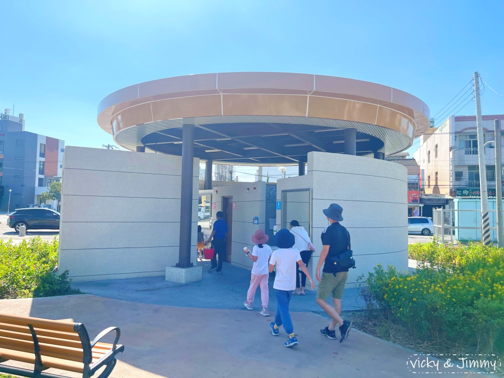 彰化員林┃兔馬鹿公園。員林最新親子公園，有刺激的冒險高塔，也有小小消防車，小小孩會很喜歡!