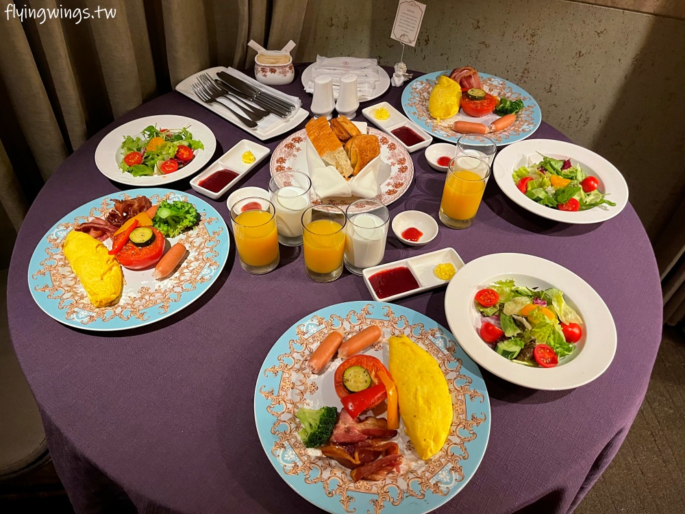 台北┃君品酒店。全台最省電的五星級飯店，素顏都不用怕被男友看見!!