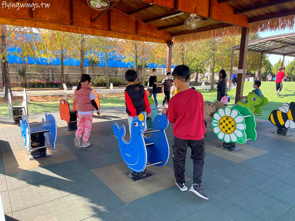 嘉義民雄┃三隻小豬觀光農場。離交流道近、有免費停車場、門票價格親民，值得再訪!