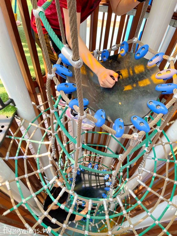 屏東東港共融公園┃大鮪魚航海樂園。11公尺高溜滑梯,東港第一個特色親子公園,讓我們成為航海王吧!! - 第18張圖 屏東東港共融公園┃大鮪魚航海樂園。11公尺高溜滑梯,東港第一個特色親子公園,讓我們成為航海王吧!!