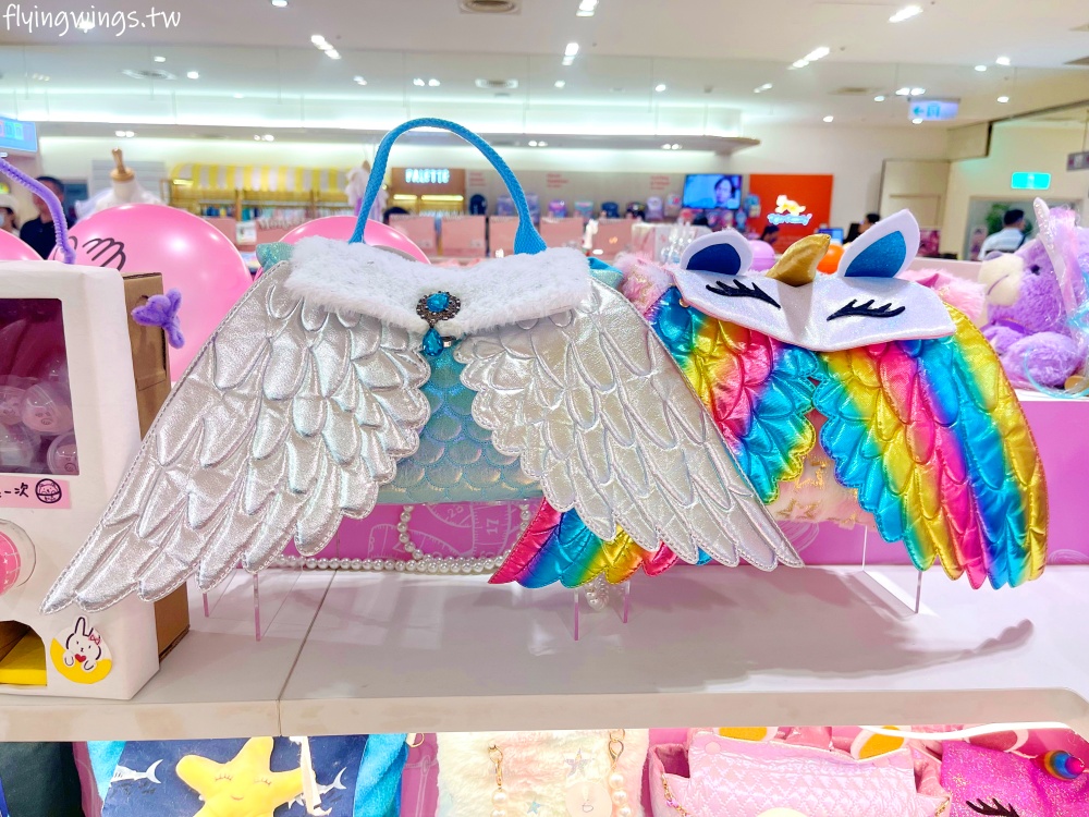 台中親子活動┃知品兒童縫紉-台中大遠百店。讓孩子親自操作縫紉機，做出獨一無二的手工包款!(內有5月份體驗課程介紹)