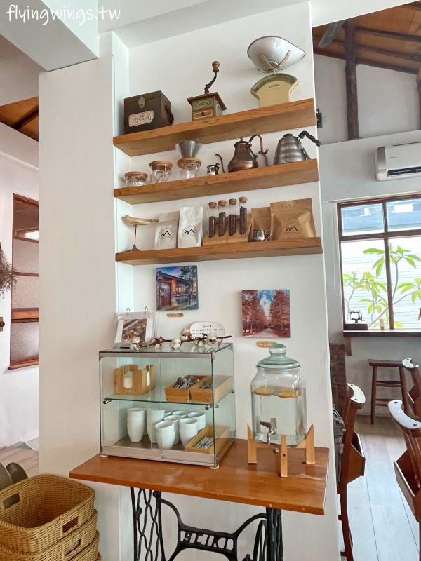 台中西區┃Mitaka s-3e cafe「台中店」。敲可愛手作龍貓吐司,太可愛了這要怎麼吃啊!!!! - 第25張圖 台中西區┃Mitaka s-3e cafe「台中店」。敲可愛手作龍貓吐司,太可愛了這要怎麼吃啊!!!!