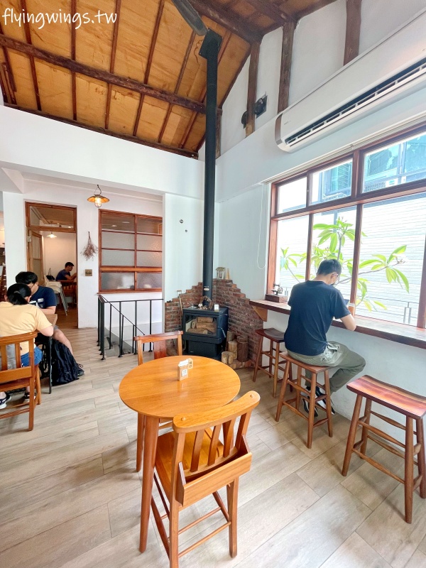 台中西區┃Mitaka s-3e cafe「台中店」。敲可愛手作龍貓吐司,太可愛了這要怎麼吃啊!!!! - 第24張圖 台中西區┃Mitaka s-3e cafe「台中店」。敲可愛手作龍貓吐司,太可愛了這要怎麼吃啊!!!!