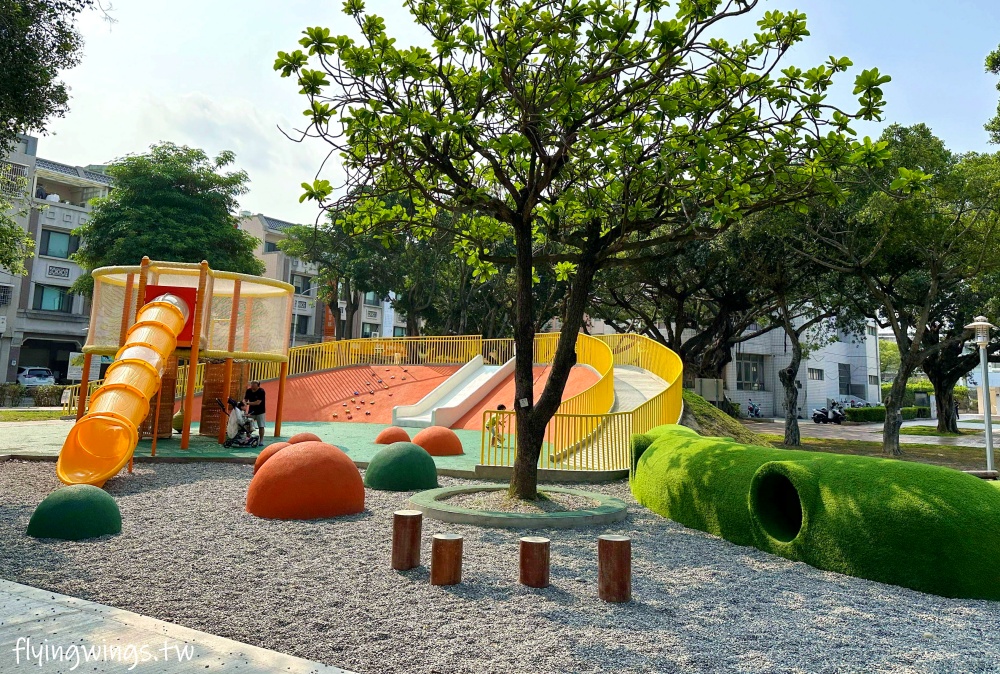 彰化親子┃金馬公園。彰化首座以編織網為主題的特色公園,小而美小而巧,還有很多小松鼠作陪! - 第3張圖 彰化親子┃金馬公園。彰化首座以編織網為主題的特色公園,小而美小而巧,還有很多小松鼠作陪!