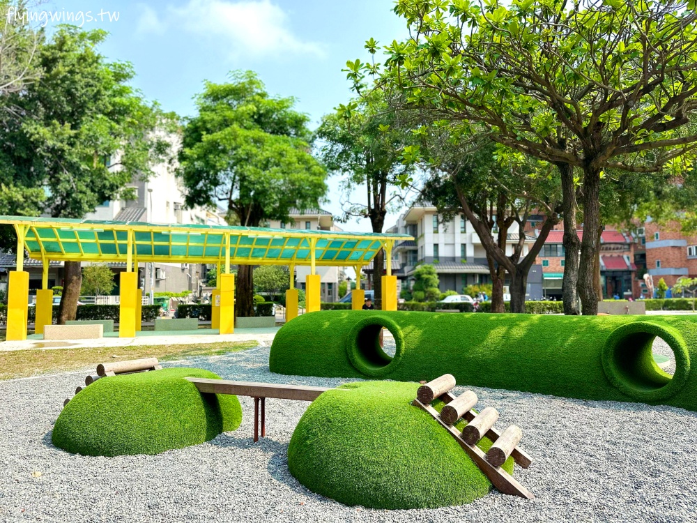 彰化親子┃金馬公園。彰化首座以編織網為主題的特色公園,小而美小而巧,還有很多小松鼠作陪! - 第14張圖 彰化親子┃金馬公園。彰化首座以編織網為主題的特色公園,小而美小而巧,還有很多小松鼠作陪!