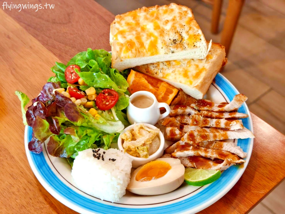 台中西區┃Mitaka s-3e cafe「台中店」。敲可愛手作龍貓吐司,太可愛了這要怎麼吃啊!!!! - 第44張圖 台中西區┃Mitaka s-3e cafe「台中店」。敲可愛手作龍貓吐司,太可愛了這要怎麼吃啊!!!!