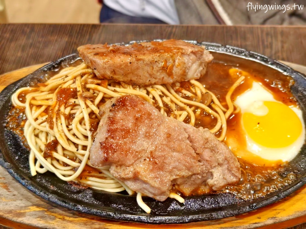 彰化美食┃老夫子牛排館-彰化店。平價排餐,湯飲品無限暢飲,還有簡單沙拉吧!(內附2024/7最新價格) - 第13張圖 彰化美食┃老夫子牛排館-彰化店。平價排餐,湯飲品無限暢飲,還有簡單沙拉吧!(內附2024/7最新價格)