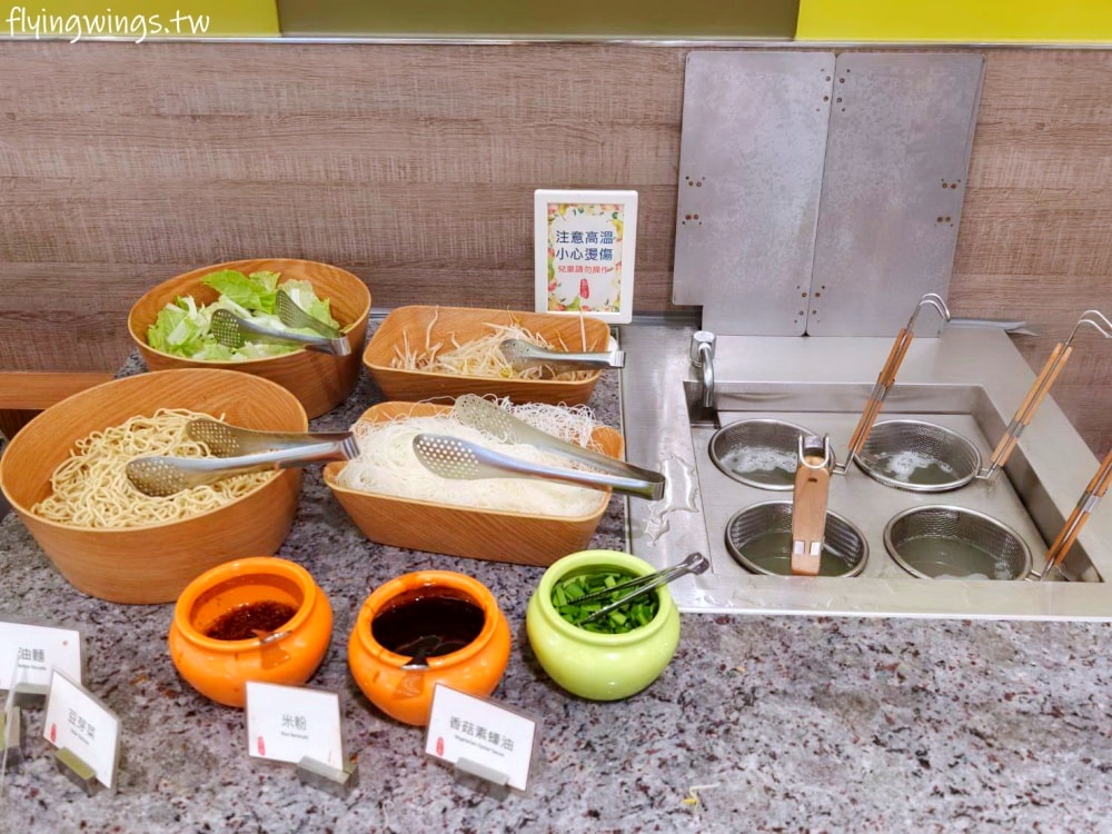苗栗親子飯店┃尚順君樂飯店。集結育樂天地及購物中心,1樓還有美食名店,吃喝玩樂都在這裡了!! - 第20張圖 苗栗親子飯店┃尚順君樂飯店。集結育樂天地及購物中心,1樓還有美食名店,吃喝玩樂都在這裡了!!