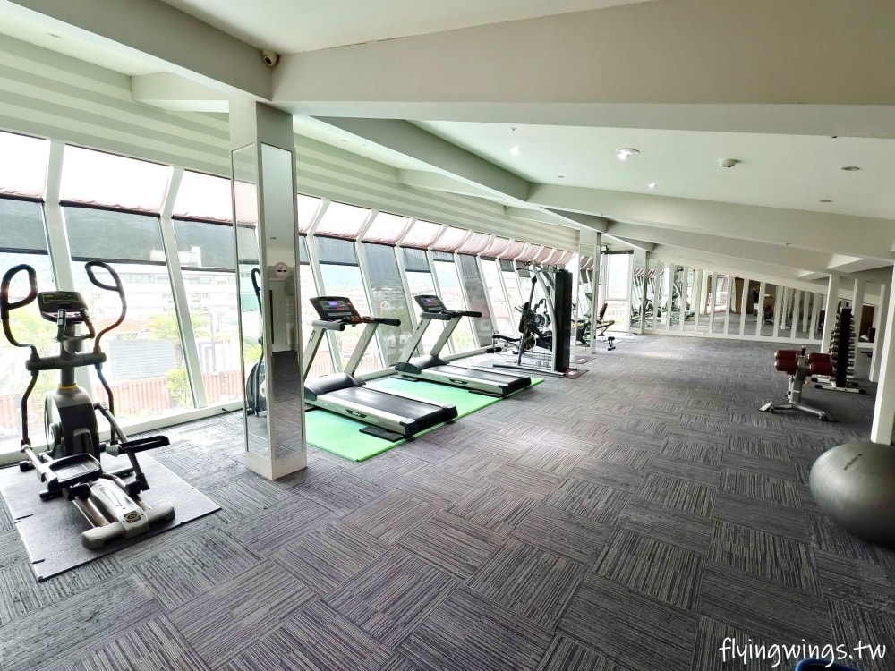 埔里親子飯店┃承萬尊爵渡假酒店。星空泳池、兒童主題樂園、休閒遊戲室,大小朋友都超滿意!!! - 第50張圖 埔里親子飯店┃承萬尊爵渡假酒店。星空泳池、兒童主題樂園、休閒遊戲室,大小朋友都超滿意!!!
