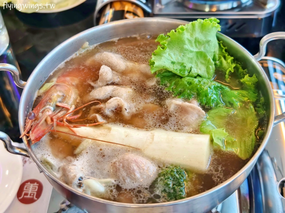 埔里親子飯店┃承萬尊爵渡假酒店。星空泳池、兒童主題樂園、休閒遊戲室,大小朋友都超滿意!!! - 第95張圖 埔里親子飯店┃承萬尊爵渡假酒店。星空泳池、兒童主題樂園、休閒遊戲室,大小朋友都超滿意!!!