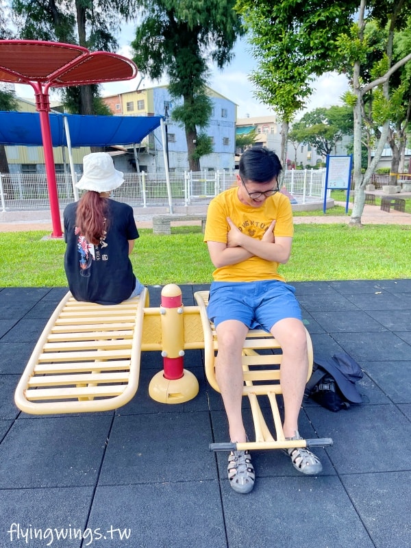 彰化埔鹽┃崑崙兒童公園。2022年8月正式啟用的公園，位於埔鹽交通要道旁，設有停車格，離埔鹽順澤宮不遠，可以順遊!
