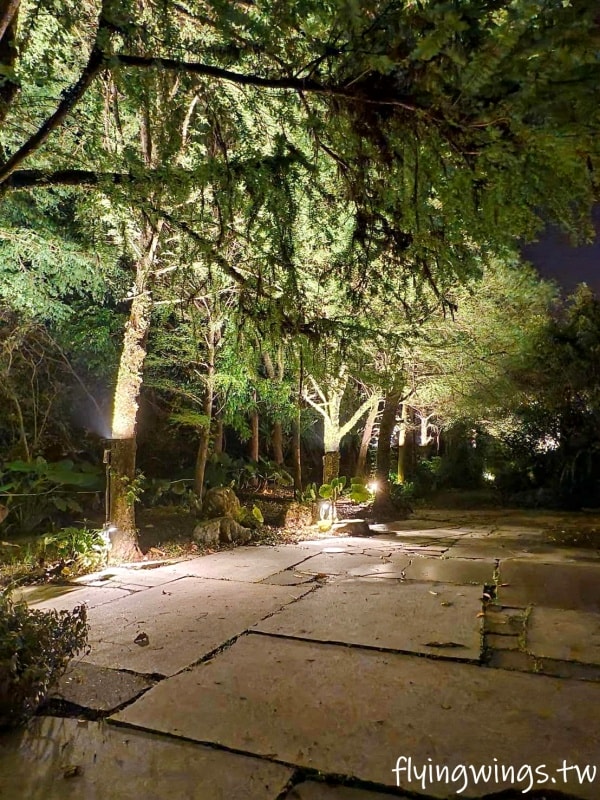 宜蘭冬山┃紫森林-三富休閒農場。清水模設計房間好舒適,還可以餵魚抓蝦,看豐富的夜間生態導覽 - 第53張圖 宜蘭冬山┃紫森林-三富休閒農場。清水模設計房間好舒適,還可以餵魚抓蝦,看豐富的夜間生態導覽