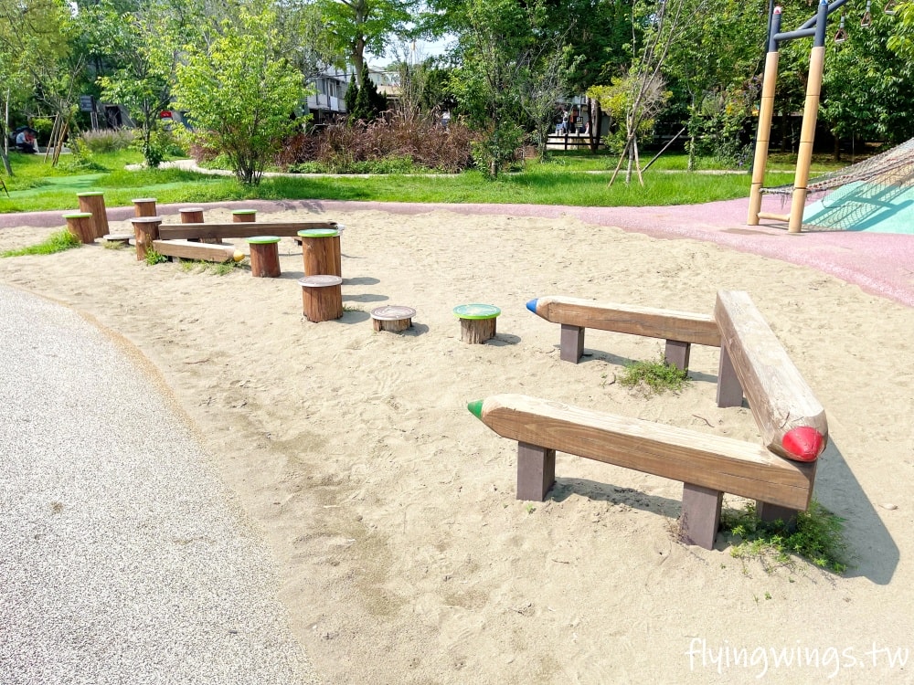 台中大甲┃鐵砧山雕塑公園。2024年重新整修後開放,共融式遊戲場,鋼管爬網最吸睛!! - 第28張圖 台中大甲┃鐵砧山雕塑公園。2024年重新整修後開放,共融式遊戲場,鋼管爬網最吸睛!!
