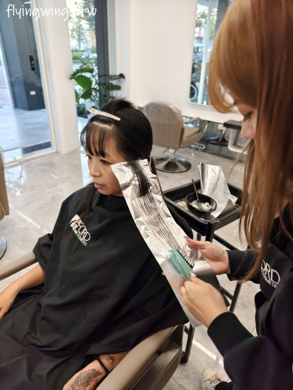 台中豐原┃BAKER Hair Salon。豐原美髮推薦,採全預約制,可先線上溝通髮型,精緻染髮護髮超滿意!! - 第17張圖 台中豐原┃BAKER Hair Salon。豐原美髮推薦,採全預約制,可先線上溝通髮型,精緻染髮護髮超滿意!!