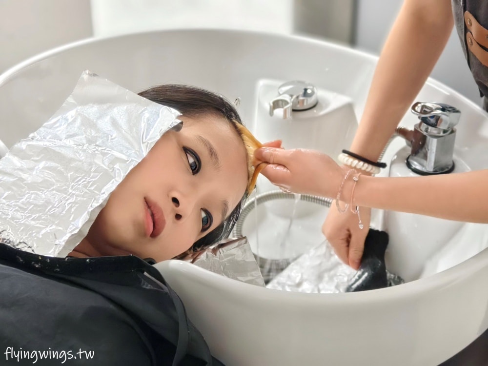 台中豐原┃BAKER Hair Salon。豐原美髮推薦,採全預約制,可先線上溝通髮型,精緻染髮護髮超滿意!! - 第21張圖 台中豐原┃BAKER Hair Salon。豐原美髮推薦,採全預約制,可先線上溝通髮型,精緻染髮護髮超滿意!!
