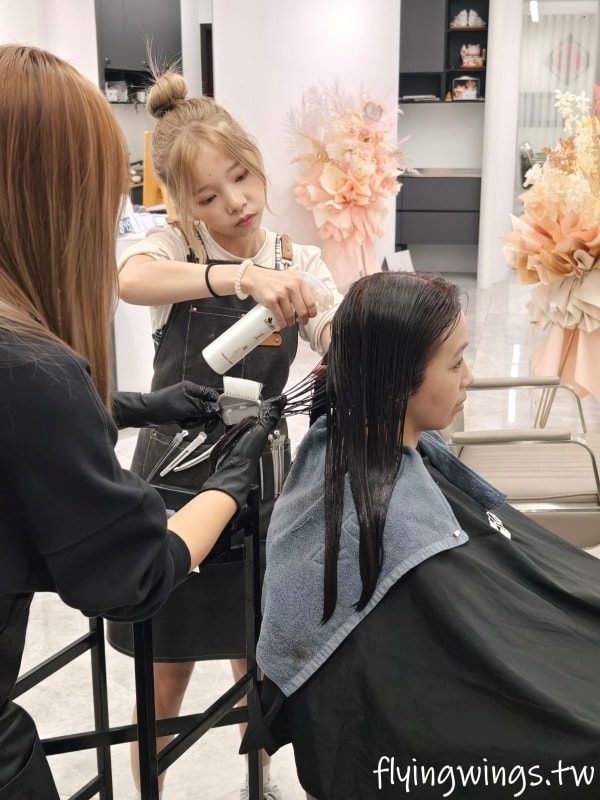 台中豐原┃BAKER Hair Salon。豐原美髮推薦,採全預約制,可先線上溝通髮型,精緻染髮護髮超滿意!! - 第34張圖 台中豐原┃BAKER Hair Salon。豐原美髮推薦,採全預約制,可先線上溝通髮型,精緻染髮護髮超滿意!!