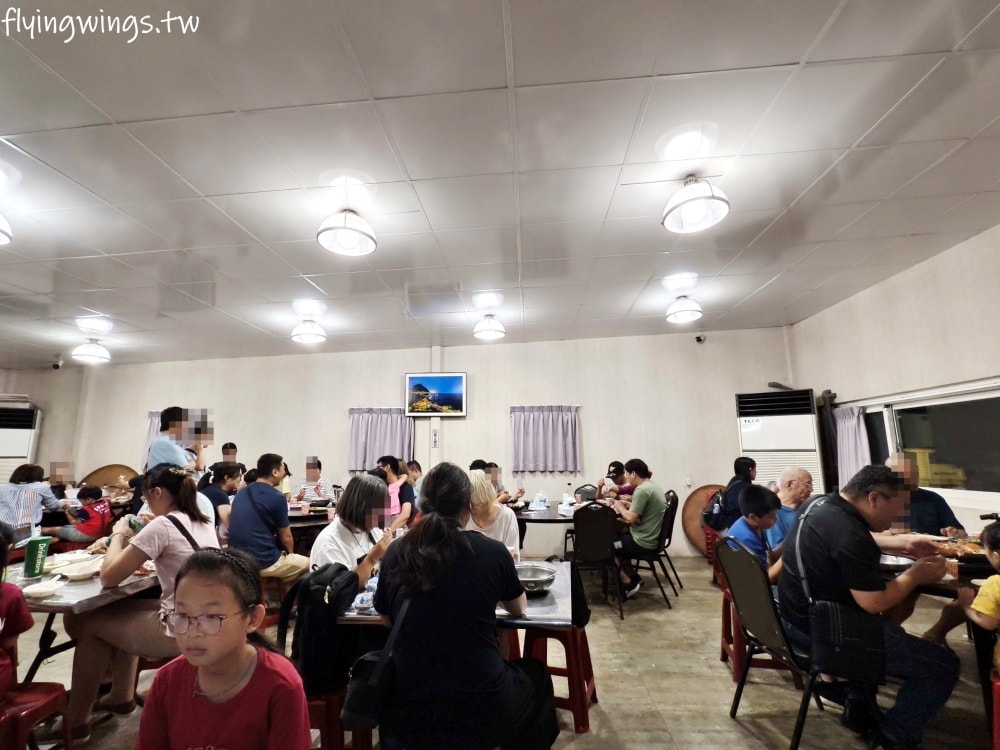 新北萬里┃阿嬌萬里蟹。大排長龍等超久也一定要吃到!超鮮肉質超飽滿的萬里蟹絕不會讓你失望! - 第16張圖 新北萬里┃阿嬌萬里蟹。大排長龍等超久也一定要吃到!超鮮肉質超飽滿的萬里蟹絕不會讓你失望!