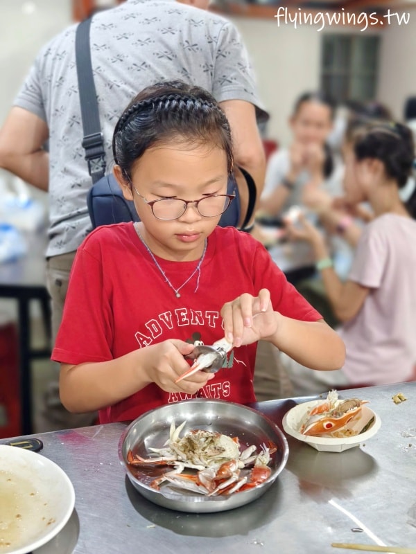 新北萬里┃阿嬌萬里蟹。大排長龍等超久也一定要吃到!超鮮肉質超飽滿的萬里蟹絕不會讓你失望! - 第27張圖 新北萬里┃阿嬌萬里蟹。大排長龍等超久也一定要吃到!超鮮肉質超飽滿的萬里蟹絕不會讓你失望!