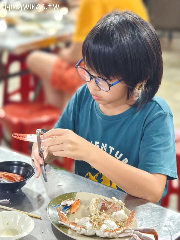 新北萬里┃阿嬌萬里蟹。大排長龍等超久也一定要吃到!超鮮肉質超飽滿的萬里蟹絕不會讓你失望! - 第28張圖 新北萬里┃阿嬌萬里蟹。大排長龍等超久也一定要吃到!超鮮肉質超飽滿的萬里蟹絕不會讓你失望!