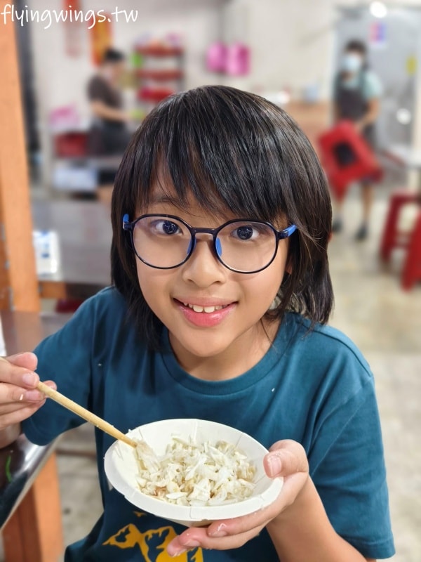 新北萬里┃阿嬌萬里蟹。大排長龍等超久也一定要吃到!超鮮肉質超飽滿的萬里蟹絕不會讓你失望! - 第30張圖 新北萬里┃阿嬌萬里蟹。大排長龍等超久也一定要吃到!超鮮肉質超飽滿的萬里蟹絕不會讓你失望!