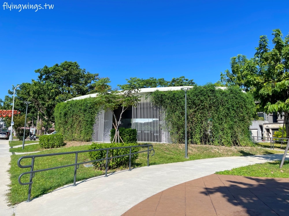 台中東區┃十全公園。台中美樂地3.0，有遮蔭的公園真是太棒了!!