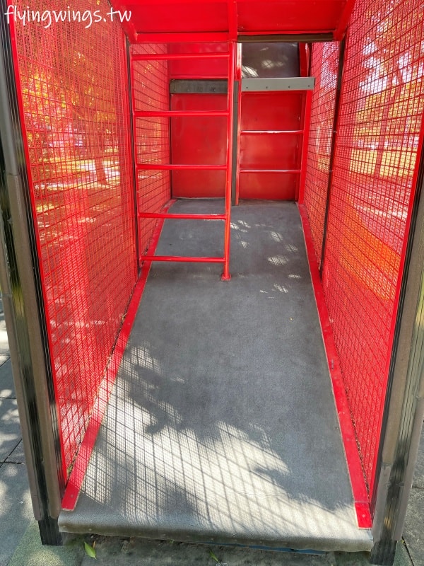 台中太平┃新福公園。紅色大大的立體探索迷宮,結合跑酷及攀爬,但就是有點小!! - 第10張圖 台中太平┃新福公園。紅色大大的立體探索迷宮,結合跑酷及攀爬,但就是有點小!!