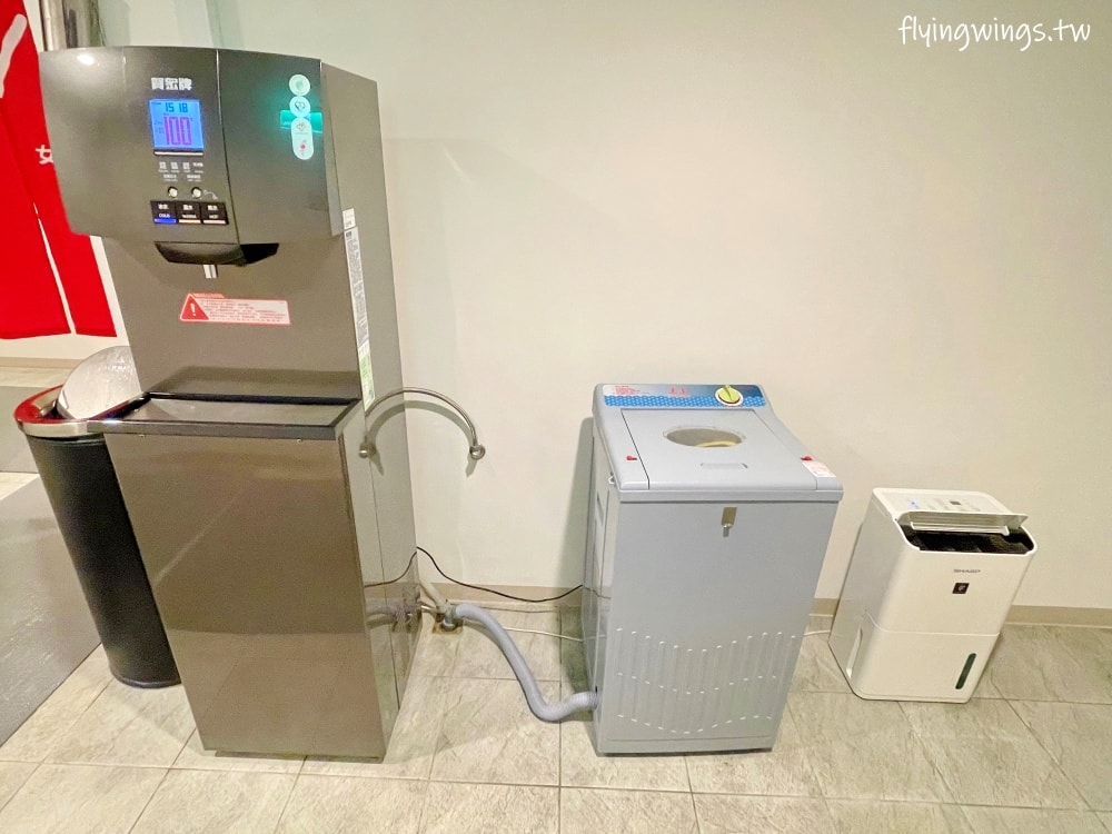宜蘭礁溪┃品文旅-礁溪。房間就可以泡湯，還有超大戶外溫泉SPA，GAMEZONE好玩到孩子不想走!!