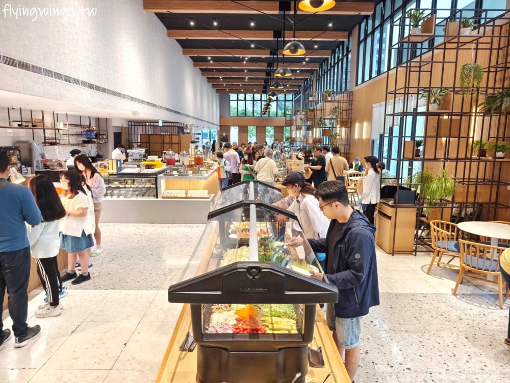 宜蘭礁溪┃品文旅-礁溪。房間就可以泡湯，還有超大戶外溫泉SPA，GAMEZONE好玩到孩子不想走!!