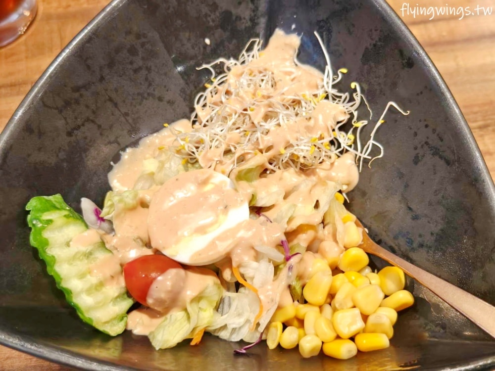 宜蘭羅東┃鬥炙原味炙燒牛排-羅東中山店。平價高質感的牛排館，肉質好，價格親民，大推薦!