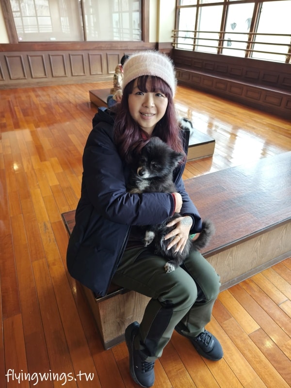 2024北九州自由行。九州自然動物公園。親手餵食肉食性動物，近距離接觸這實在太酷了!!